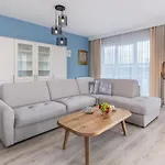 Wellness With Parking By Renters Prestige *
