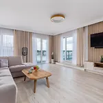 Wellness With Parking By Renters Prestige *