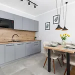 Wellness With Parking By Renters Prestige Διαμέρισμα *