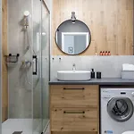 Wellness With Parking By Renters Prestige Dziwnów