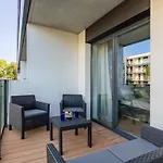 Wellness With Parking By Renters Prestige Dziwnów