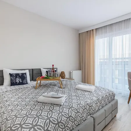 Apartman Wellness With Parking By Renters Prestige *