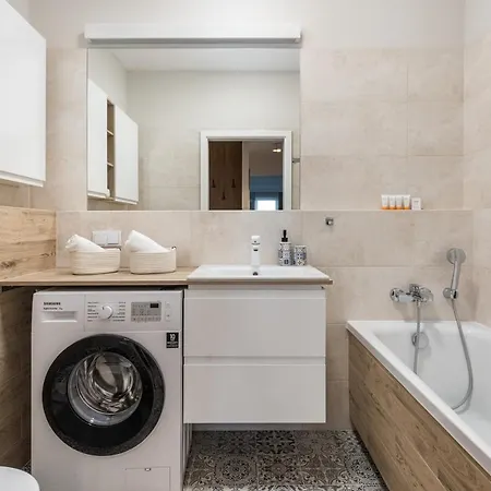 Wellness With Parking By Renters Prestige