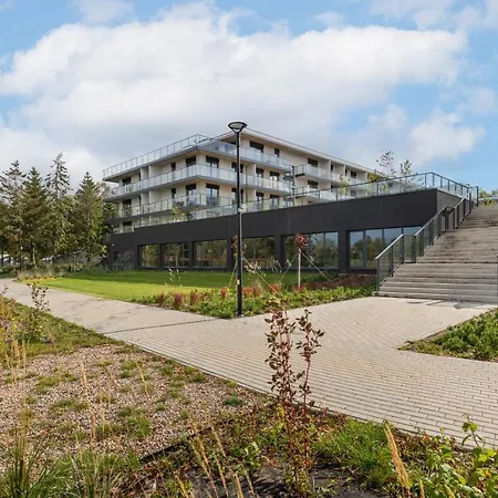 Wellness With Parking By Renters Prestige Dziwnów