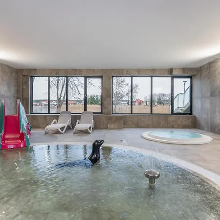 Wellness With Parking By Renters Prestige Apartman *