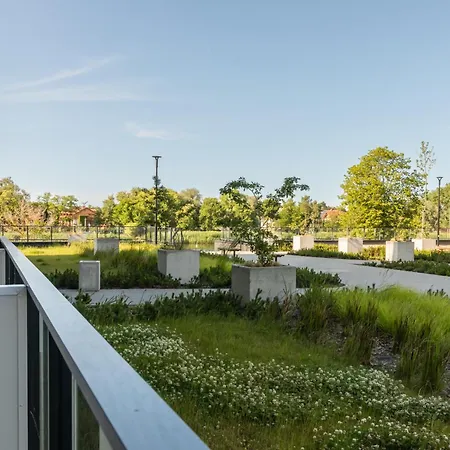 Wellness With Parking By Renters Prestige Dziwnów