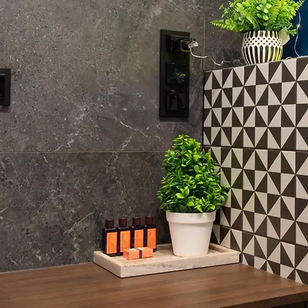 Apartman Wellness With Parking By Renters Prestige *