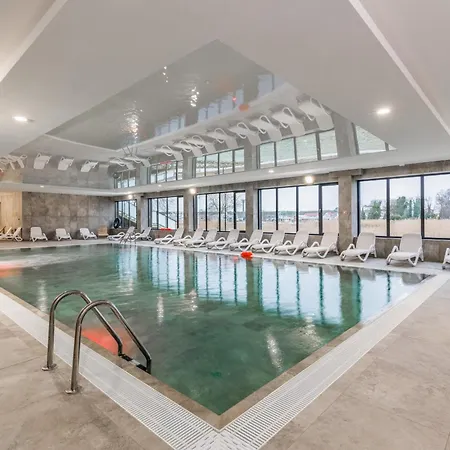 Wellness With Parking By Renters Prestige Apartman *